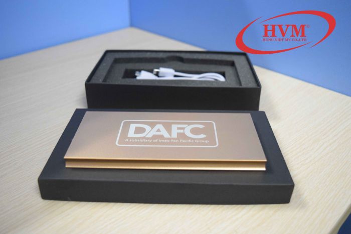 PKV 003 - Sạc dự phòng vỏ kim loại