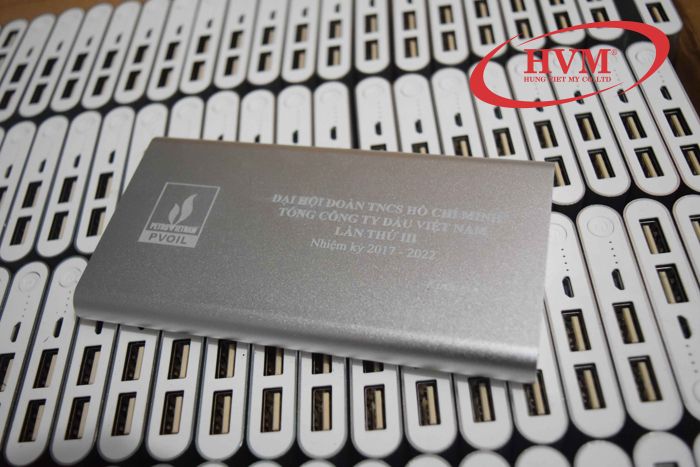 PKV 009 - Sạc dự phòng vỏ kim loại