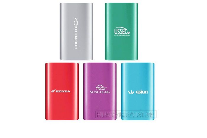 PKV 023 - Sạc dự phòng vỏ kim loại