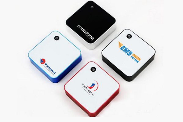 PKV 025 - Sạc dự phòng vỏ kim loại