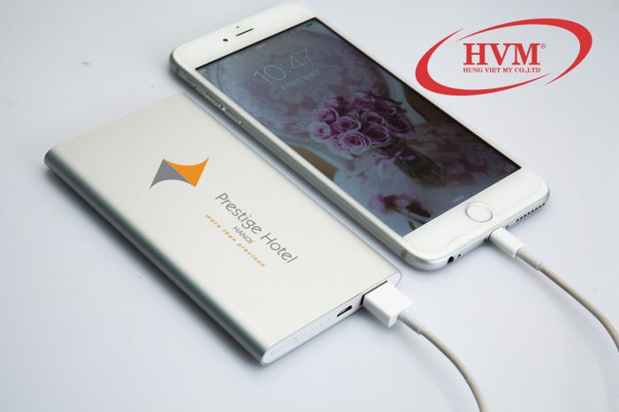 PKV 030 - Sạc dự phòng vỏ kim loại