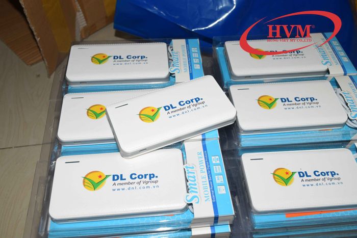 PNV 004 - Sạc dự phòng vỏ Nhựa