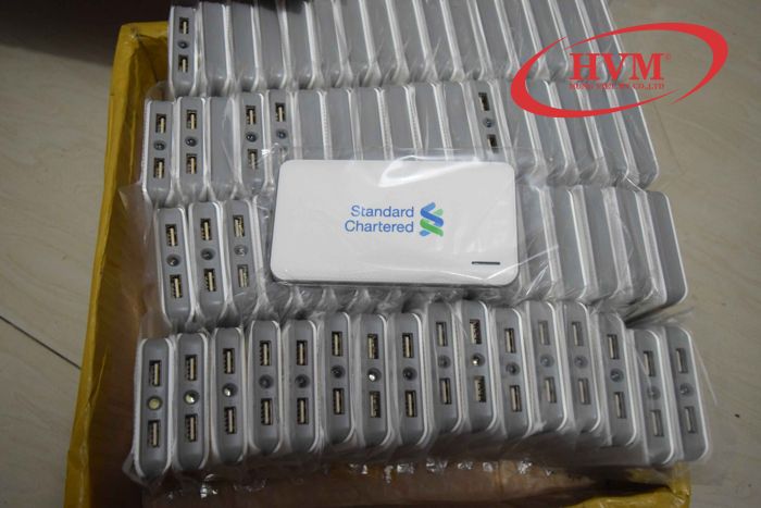 PNV 003 - Sạc dự phòng vỏ Nhựa