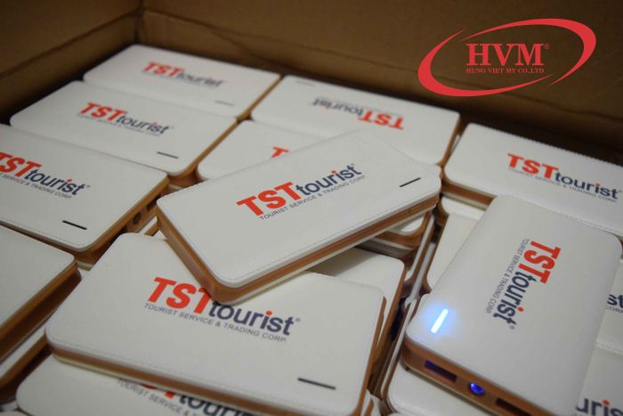 PNV 004 - Sạc dự phòng vỏ Nhựa