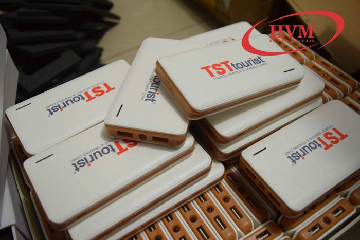 PNV 004 - Sạc dự phòng vỏ Nhựa