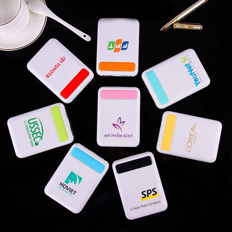 PNV 011 - Sạc dự phòng vỏ Nhựa