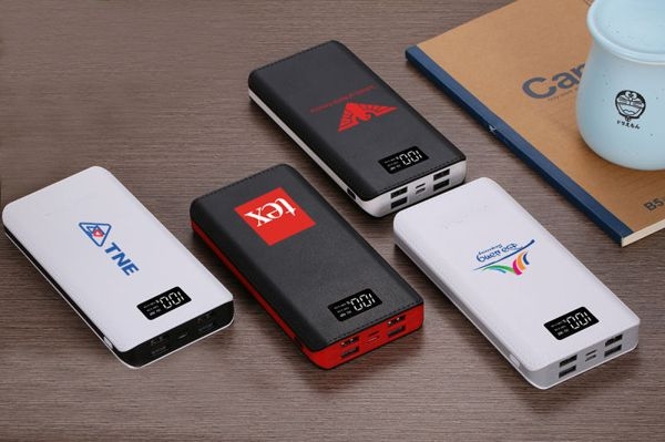 PNV 016 - Sạc dự phòng vỏ Nhựa