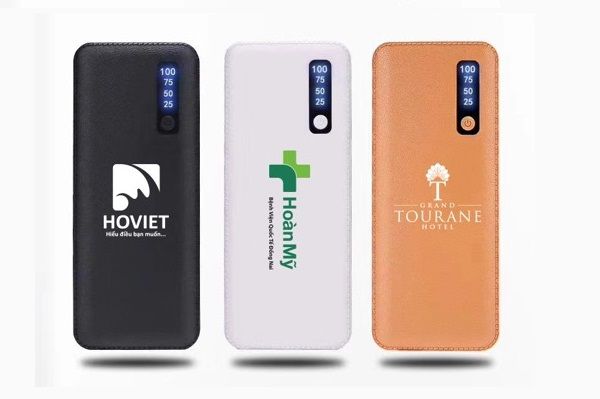 PNV 024 - Sạc dự phòng vỏ Nhựa