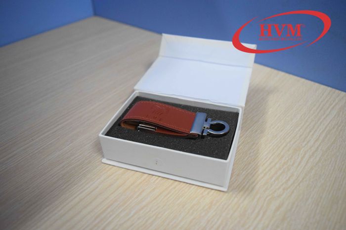 UDV 001 - USB vỏ Da