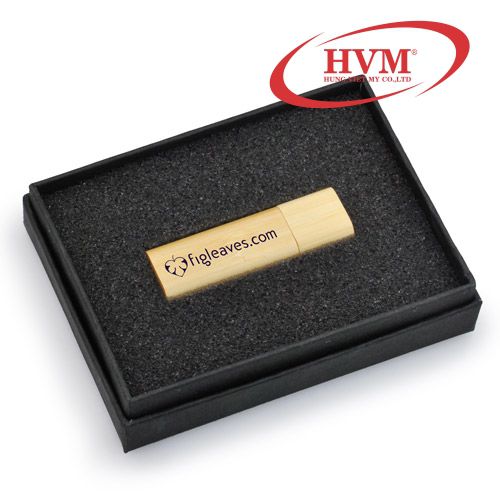 UGV 001 - USB vỏ Gỗ