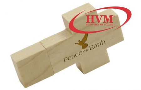 UGV 008 - USB vỏ Gỗ