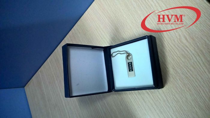 UKV 016 - USB Kim Loại