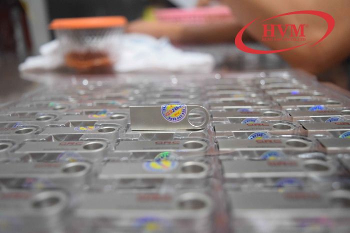 UKV 016 - USB Kim Loại