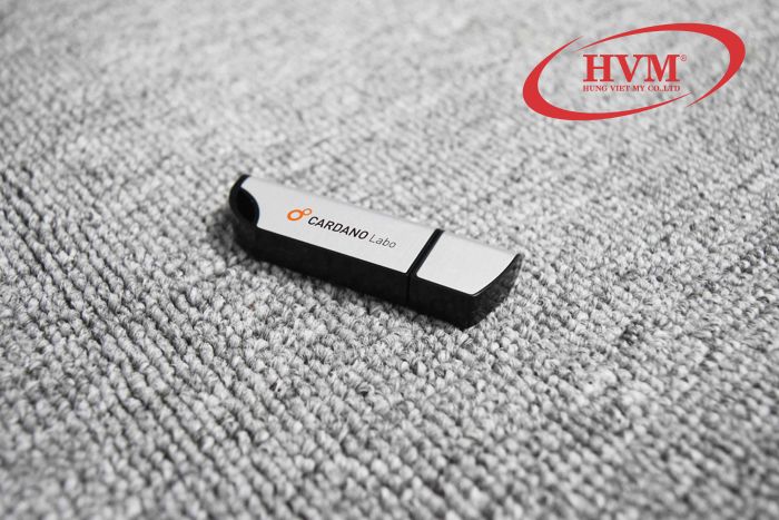 UKV 020 - USB Kim Loại