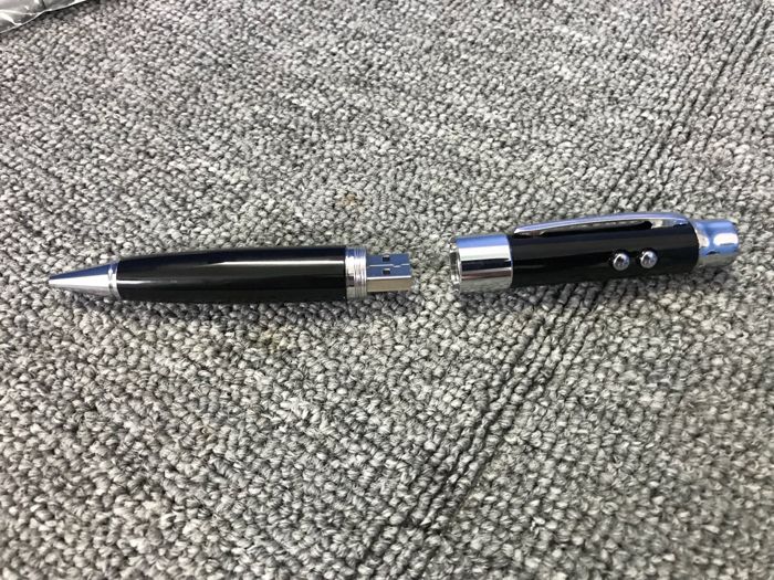 BUV 501 - Bút USB đa năng 5in1