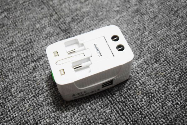 ADM 001 - Adapter Du Lịch Ổ Cấm Điện Đa Năng