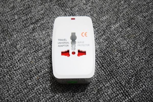 ADM 001 - Adapter Du Lịch Ổ Cấm Điện Đa Năng