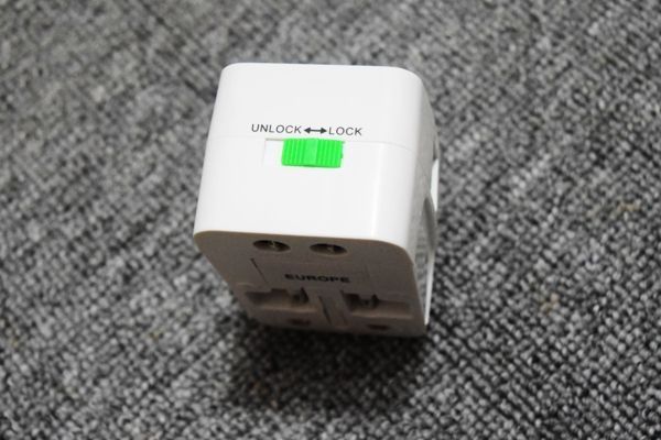 ADM 001 - Adapter Du Lịch Ổ Cấm Điện Đa Năng