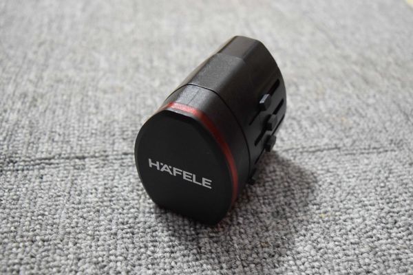 ADM 002 - Adapter Du Lịch