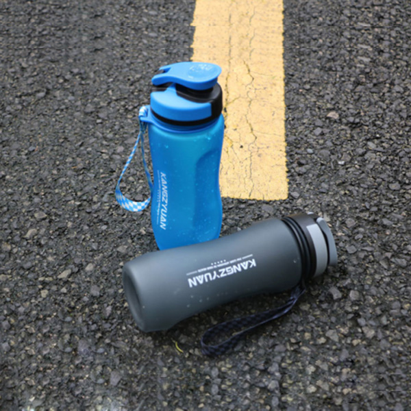 Bình nước nhựa thể thao Kangzhiyuan – BN 02