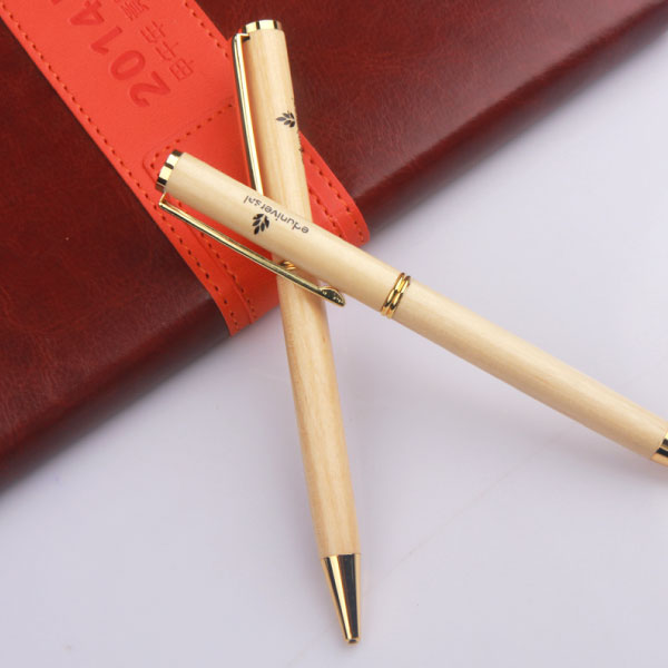 Bút gỗ nắp – BG 05