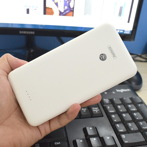 Pin sạc dự phòng 10.000mAh Remax RPP- 161