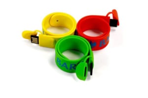 UVV 005 - USB Vòng Đeo Tay