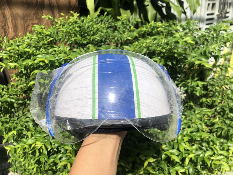 Nón Bảo Hiểm ½ Đầu Có Kiếng – NBH 007