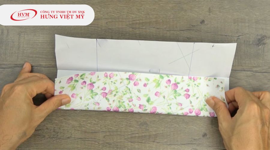 Cách làm túi giấy handmade không cần keo bước 2