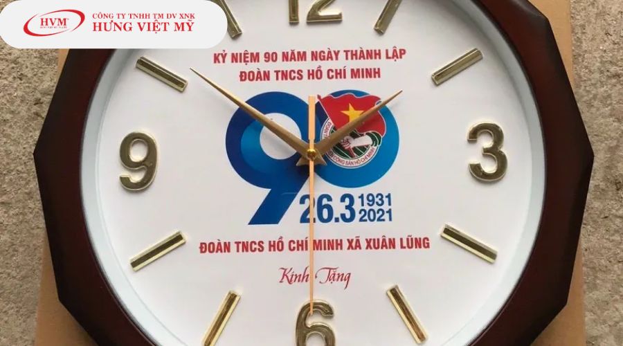 Quà tặng kỷ niệm đồng hồ treo tường in logo