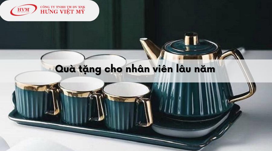 Quà tặng nhân viên lâu năm