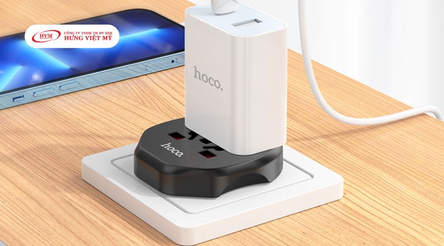 Adapter du lịch quà tặng khách hàng độc đáo