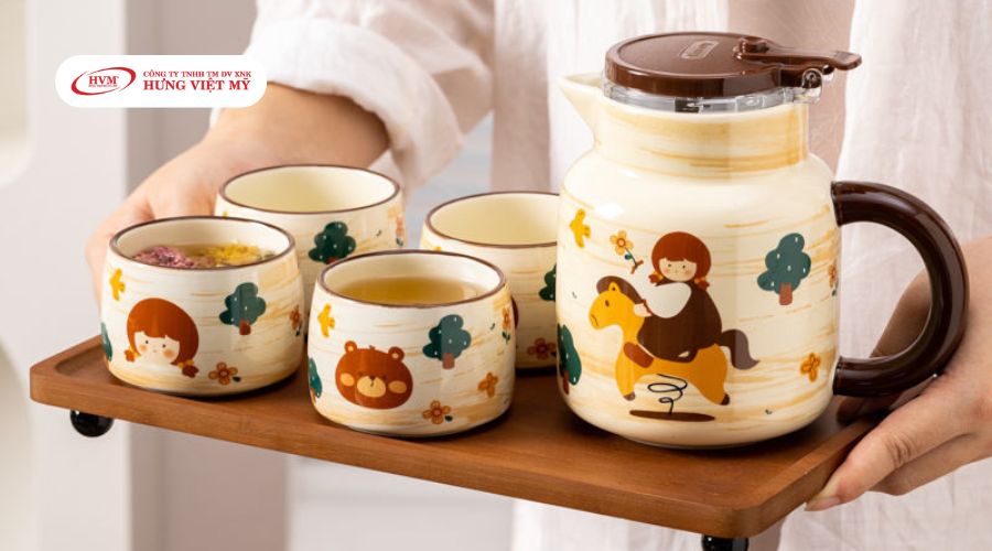 Bộ ấm trà in hình họa tiết dễ thương