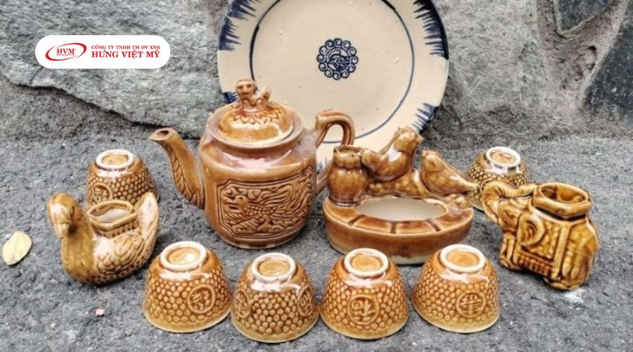 Bộ ấm chén uống trà cổ Việt Nam