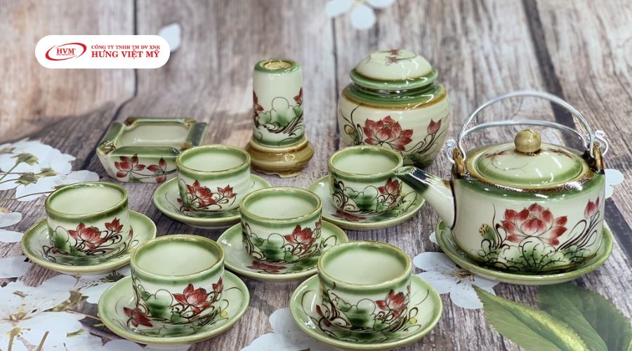 Bộ ấm chén Bát Tràng làm quà tặng đối tác cao cấp
