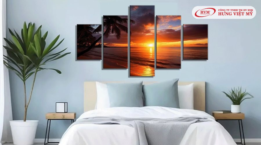 Tranh canvas là quà tân gia đơn giản dưới 500k đáng để cân nhắc