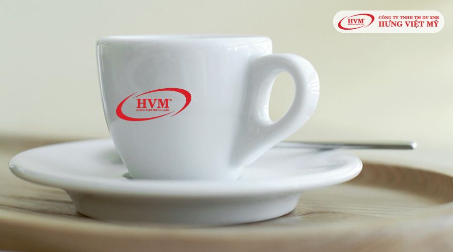 In logo ly sứ trắng cafe dáng vát