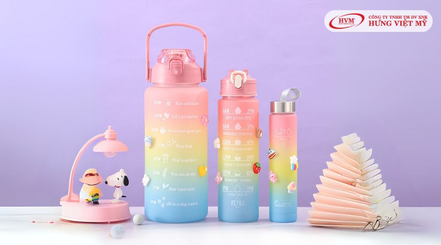 quà tặng bình nước nhựa