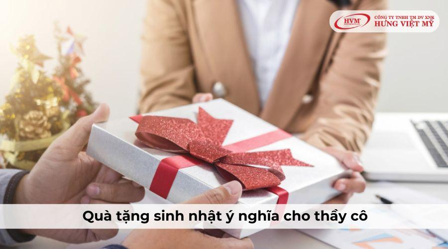 Quà sinh nhật ý nghĩa cho thầy cô