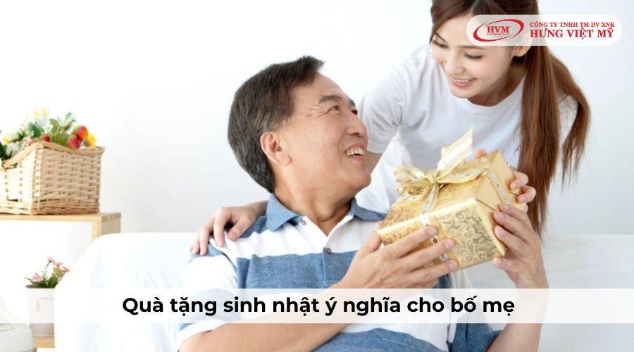 Quà sinh nhật ý nghĩa cho bố mẹ