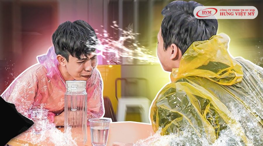 Trò chơi ngậm nước không cười