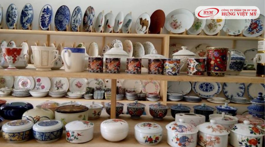 Quà lưu niệm Sài Gòn đồ gốm sứ