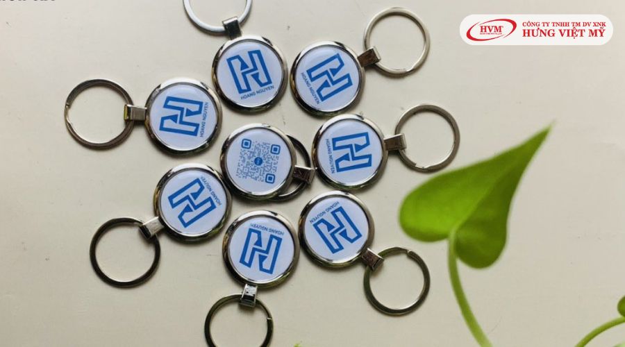 Móc khóa quà tặng tựu trường