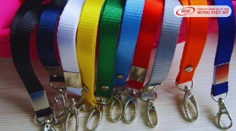 Dây đeo thẻ sinh viên đơn giản