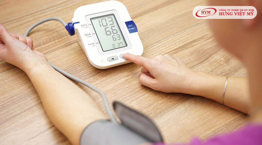 Quà tặng bố máy đo huyết áp