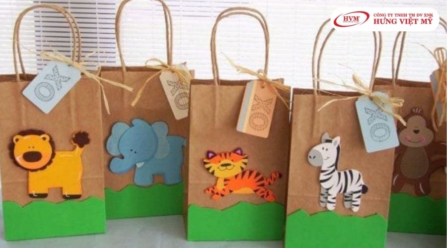 Mẫu trang trí túi giấy bằng sticker