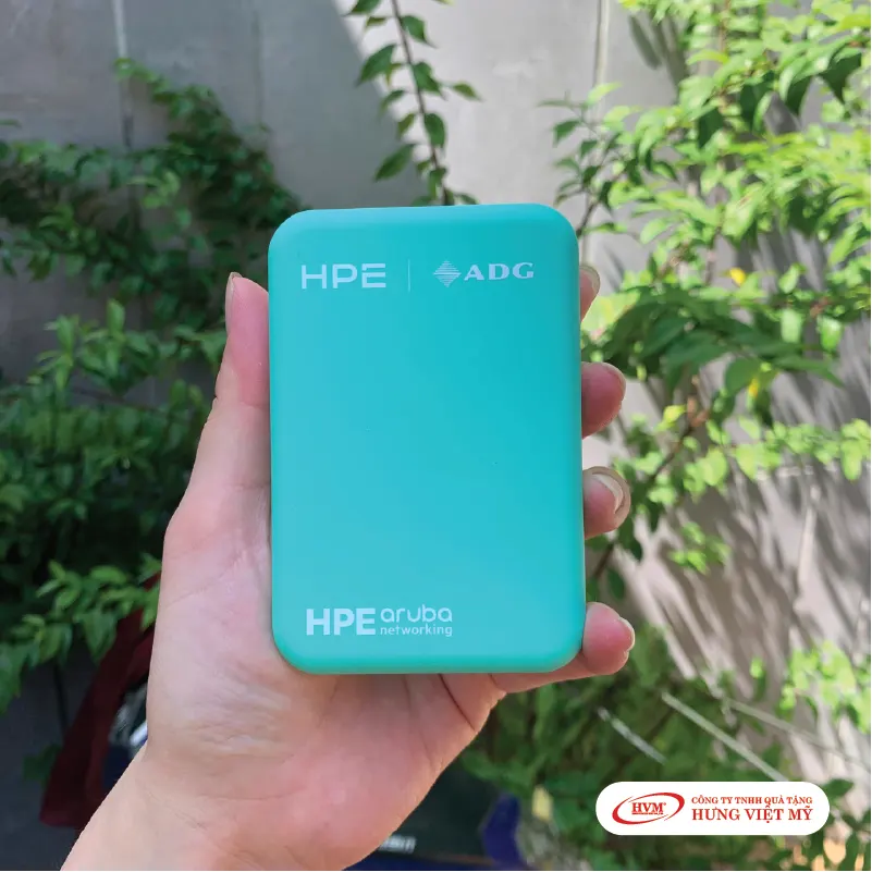 GS 013 - GIFTSET (Bình Giữ Nhiệt + Ô Dù + Máy Massage Cổ + Sạc Không Dây)