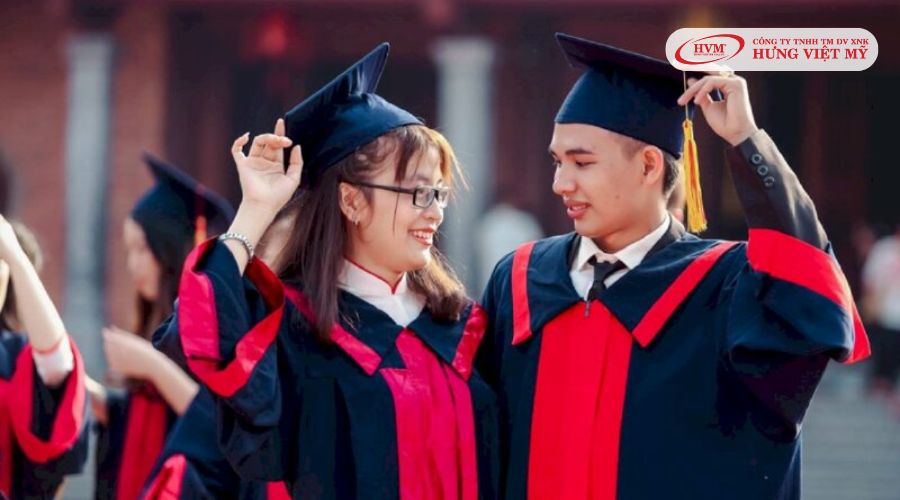 Lời chúc tốt nghiệp đại học cho người yêu, crush ý nghĩa