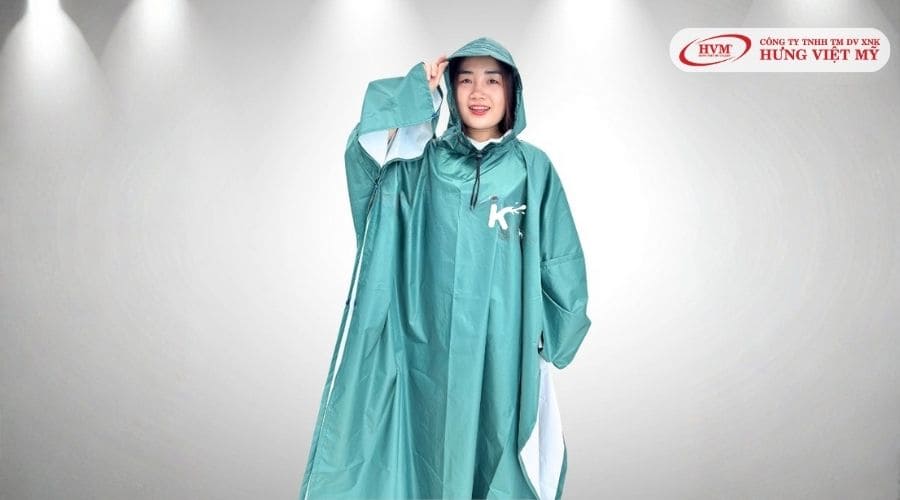 Áo mưa cánh dơi in logo phù hợp với cả nam và nữ