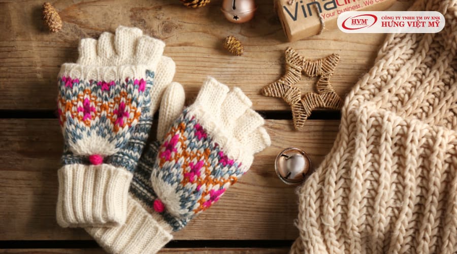 Găng tay là món quà phù hợp cho mùa đông giá rét 